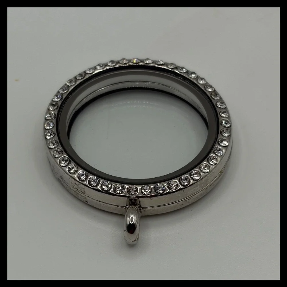 Origami Owl Floating Locket Pendant Womens Large Silver Crystal Rhinestone